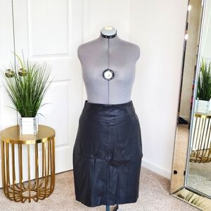 Express Faux Leather Size 16 Pencil Skirt Black